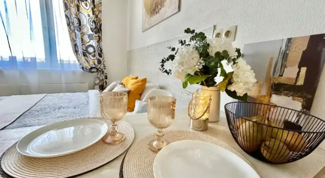 Апартаменты 1 Pant Family House Ватутинки на Нововатутинской, Забронировать Апартаменты/квартира Недорогие отели Десеновское, недорого