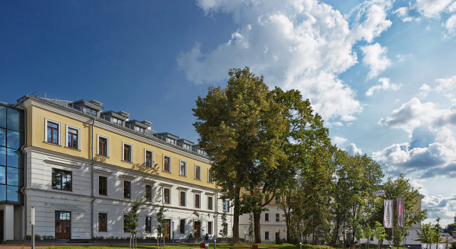 The Basilian Minsk hotel, Curio Collection by Hilton