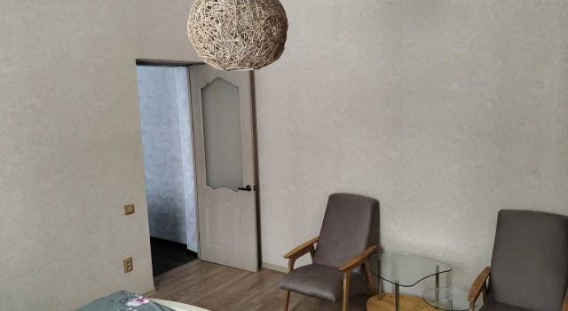 V Tsentre Goroda Flat, Buchen Sie Ferienwohnung Beresniki 
