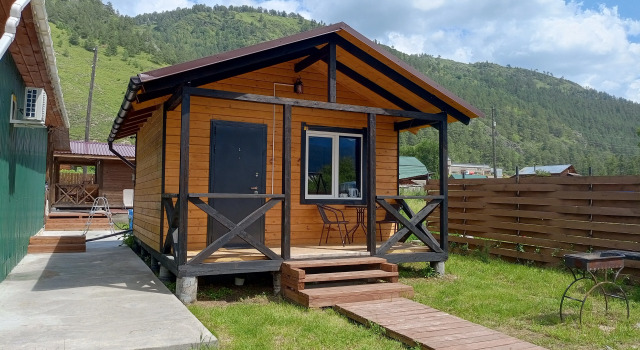 Private house Gostevoy Dom Na 3 Cheloveka, Prenota Hotel Chemal 