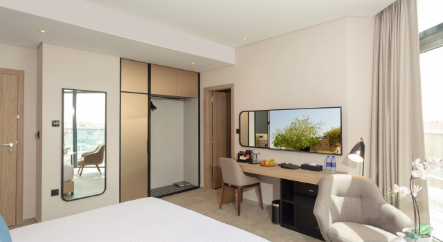 Двухместный номер Premium с балконом и с частичным видом на море Beach Walk Hotel Jumeirah