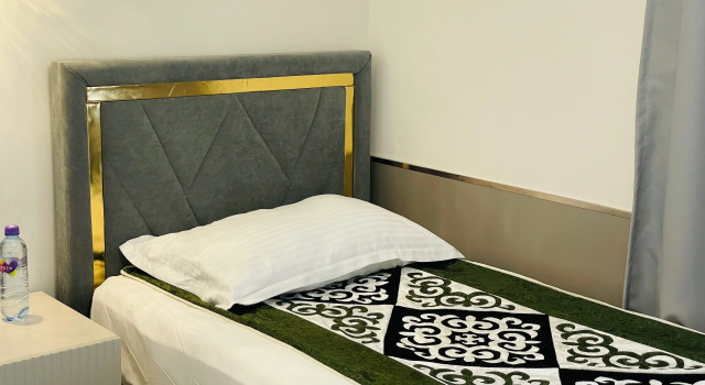 Standard Doppel Zimmer mit Blick auf den Innenhof Naya Hotel