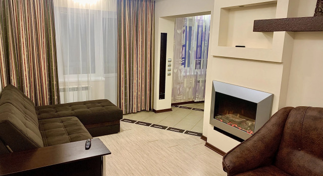 4-komnatnaya Kvartira s Kaminom Ryadom Tsentralnaya Ploschad Flat, Rezervați Apartament Vorkuta Republica Komi