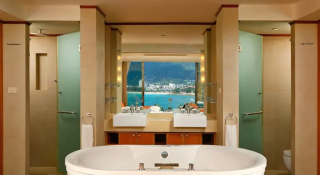 Люкс Pool Ocean с 3 комнатами с балконом и с видом на океан IndoChine Resort and Villas