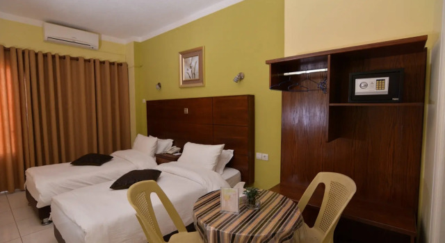 Двухместный номер Standard с балконом Отель Amir Palace Aqaba