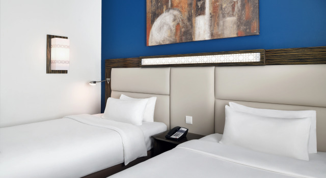 Двухместный номер Standard Holiday Inn Express Dubai Safa Park by IHG