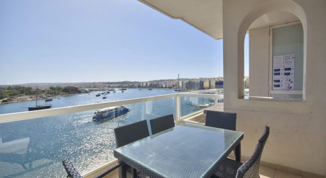 Sliema Apartment, Reservar Apartamento Hotéis em Valeta com estacionamento, Estacionamento
