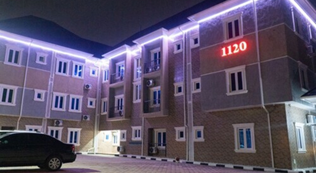 Bonphine Luxury Suites Hotel, Book Hotel Hoteller i Abuja med pool, Swimmingpool