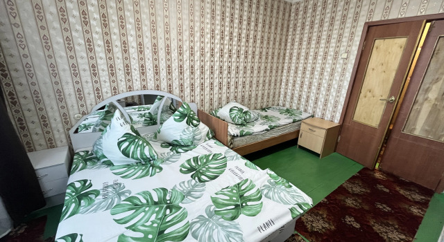 Na Privokzalnoy 9 Flat, Rezerwuj Apartament Hotele w Republika Komi z parkingiem, Parking