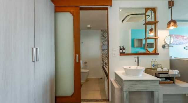 Двухместный номер Premium Deluxe с видом на море Отель Zenmaya Oceanfront Phuket, Trademark Collection by Wyndham