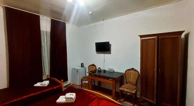Трёхместный номер Superior с видом на внутренний двор Munis Old Town Hotel