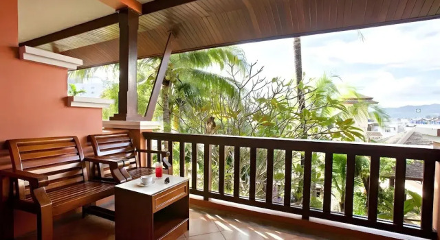 Курортный отель C&N Resort and Spa, Забронировать Курортный отель Курортные отели острова Пхукета, Курортный отель