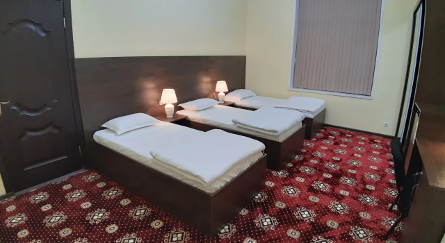 Superior Dreier Zimmer mit Balkon und mit Blick City Hostel Dushanbe