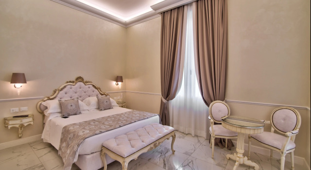 Двухместный полулюкс с балконом The Moon Boutique Hotel & Spa