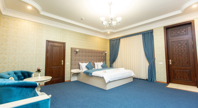 Двухместный Suite Mirzo с красивым видом из окна Mirzo Boutique Hotel