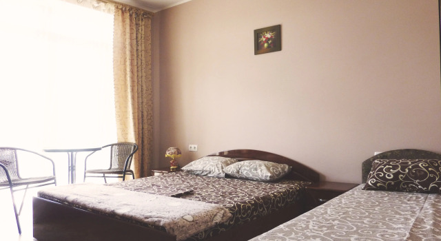 Camera Standard Kot Guest House