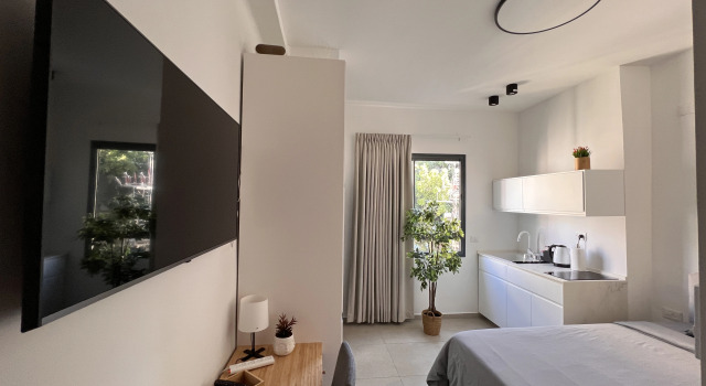 Студия Deluxe Апартаменты White Door Apartments