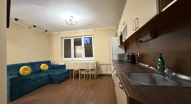 Prostornaya Uyutnaya Ryadom s Sheremetyevo Flat, Prenota Appartamento Lobnja Oblast' di Mosca