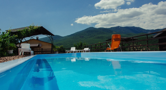 Serebryanoe Ozero Guest House, Rezervovat Penzión  