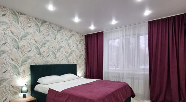 Квартира Уютная, Забронировать Апартаменты/квартира Отели в центре Нефтеюганска, в центре