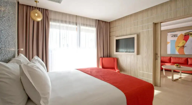 Двухместный люкс с видом на бассейн Be Live Collection Marrakech Adults Only All inclusive