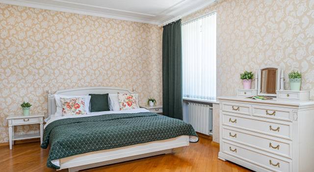 Dvukhkomnatnye seti VIZIT ryadom s metro Prospekt Pobedy Apartments, Prenota Appartamento Hotel a Tatarstan con parcheggio, Parcheggio