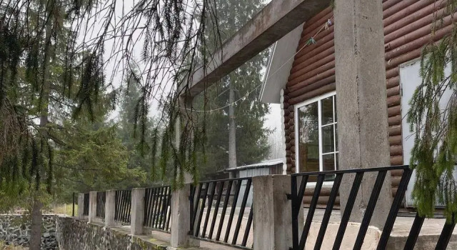 Sdam Posutochno Private House, Prenota Casa vacanze Hotel a Carelia con parcheggio, Parcheggio