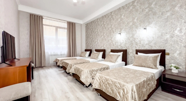 Четырёхместный номер Стандарт Отель Greek House