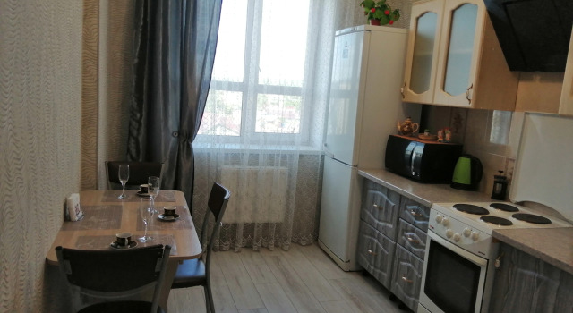 Na ulice Partizanskaya 203 Apartments, Prenota Appartamento Hotel a Barnaul con parcheggio, Parcheggio