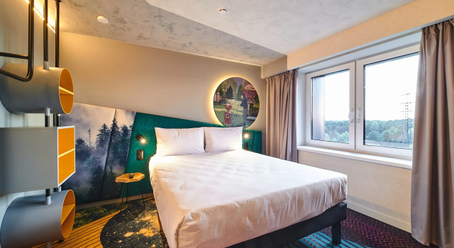 Двухместный полулюкс с видом на парк ibis Styles Челябинск