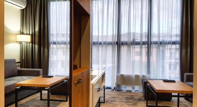 Отель Alpha Horizon Hotel, Забронировать Отель Отели Еревана с завтраком, рядом с Ереванский государственный университет, Завтраки