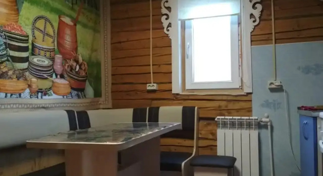 Taas Kystabyt Guest House, Prenota Affittacamere Ust'-Nera Oymyakonsky Ulus