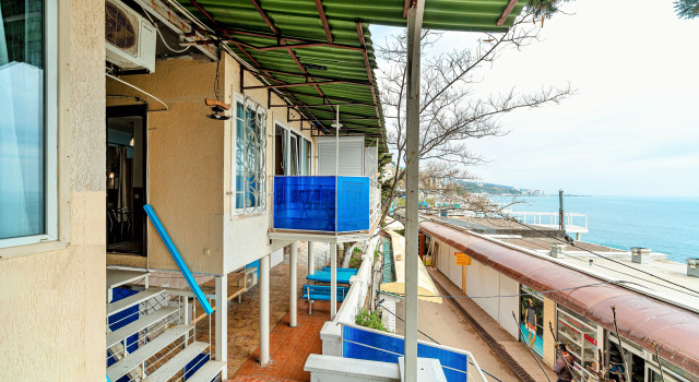 Dvorik U Prichala Living Quarters, Book Hotel Yalta 
