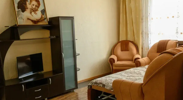 Flat Na Lenina 16a, Buchen Sie Ferienwohnung Hotels in Oblast Magadan mit Parkplatz, Parkplätze