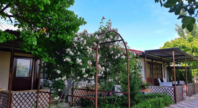 Отель Cross Resort