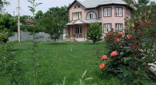 Hostel Visit Osh, Varaa Hostelli Osh Osh region