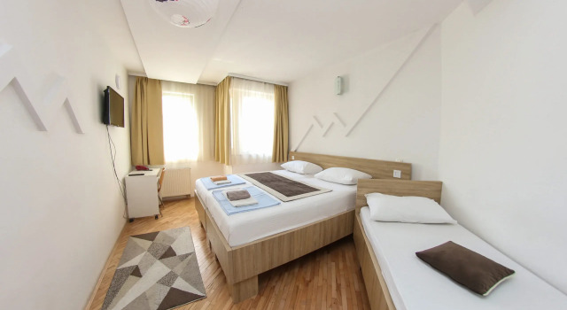Трёхместный номер Standard Hotel Hayat