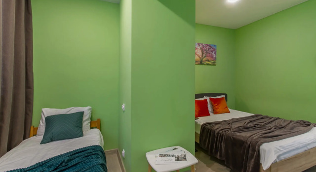 Трёхместная студия Comfort Апартаменты Room-Room Кировский 1