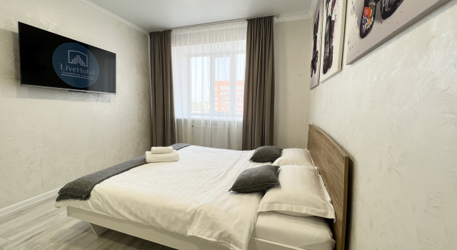 Lux V Novom Dome Apartments, Boek Appartement Hotels in Pavlodar Region met parkeren, Parkeren