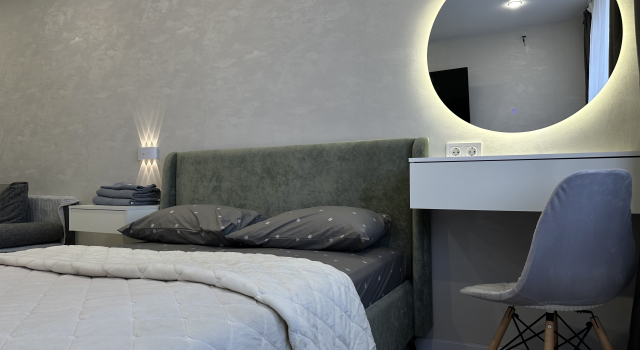 Chudesnaya Odnokomnatnaya Ryadom s Rivyeroy Flat, Prenota Appartamento Hotel a Tatarstan con parcheggio, Parcheggio