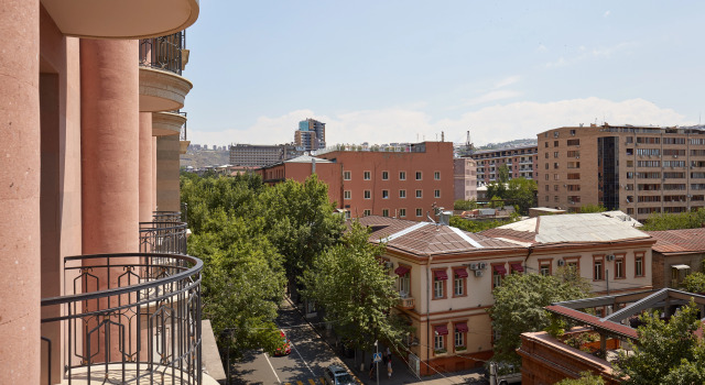 Двухместный номер Queen Superior The Alexander, a Luxury Collection Hotel, Yerevan