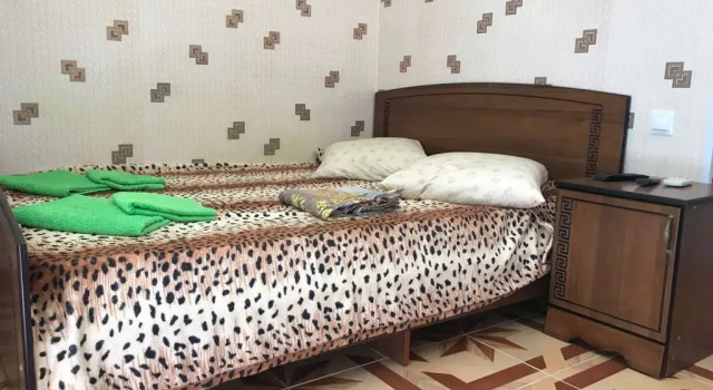 Полулюкс Гостевой дом Астхо
