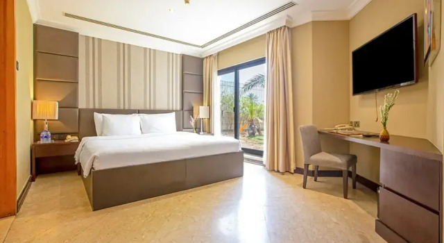Двухместный полулюкс Отель Dubai Marine Beach Resort & Spa