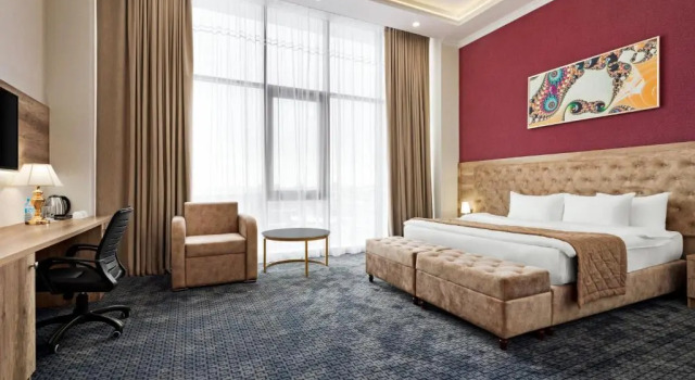 Standaard Tweepersoonskamer uitzicht op de stad Hotel Ramada By Wyndham Shymkent