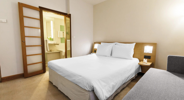 Двухместный номер Улучшенный Novotel Санкт-Петербург Центр