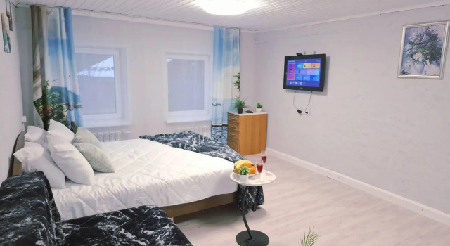 Yevro Dvukhkomnatnaya Flat, Prenota Appartamento  