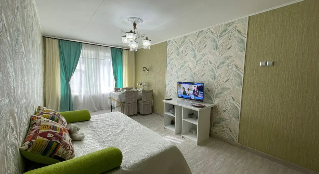 Uyutnaya Ryadom Tts KazanMaii Horoshaya Razvyazka Ryadom S Tsentrom Flat, Prenota Appartamento Hotel a Tatarstan con parcheggio, Parcheggio