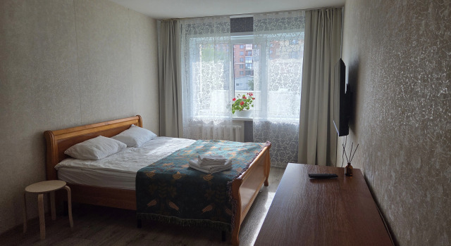 Odnokomnatnaya Flat, Rezerwuj Apartament Hotele w Obwód pskowski z parkingiem, Parking