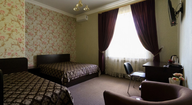 Четырёхместный номер Comfort Отель Браво