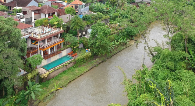 Little Ubud River View Villa, Rezervovat Vila Hotely v Bali se snídaní, Snídaně